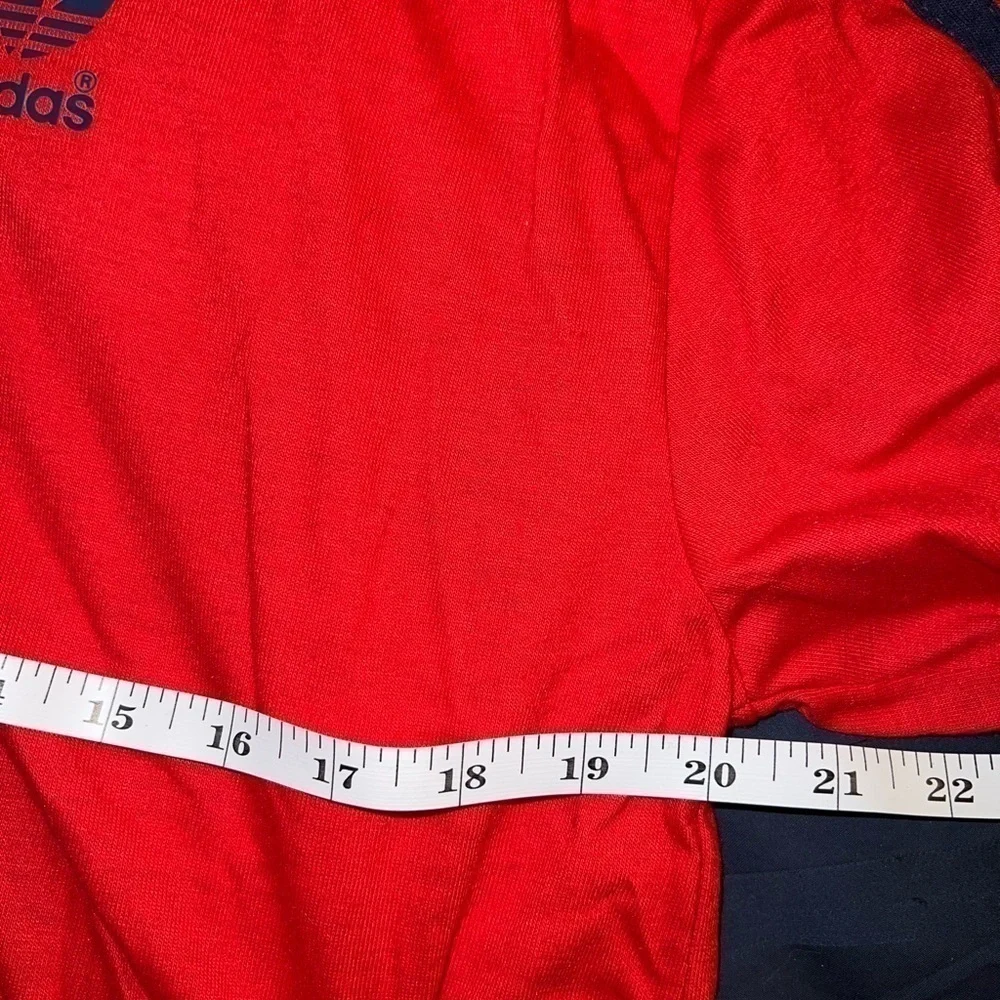 Vintage Adidas long-sleeves T-shirt, L, red. From 1981!